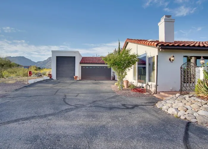 Holiday home Luxe Catalina Foothills Hideaway W/ Private Pool Tucson