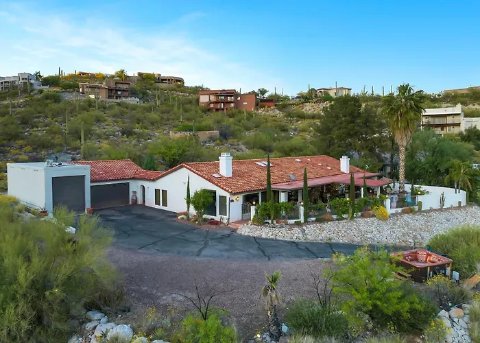 Holiday home Luxe Catalina Foothills Hideaway W/ Private Pool Tucson