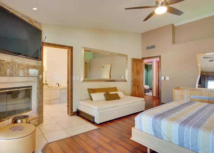 Luxe Catalina Foothills Hideaway W/ Private Pool Holiday home